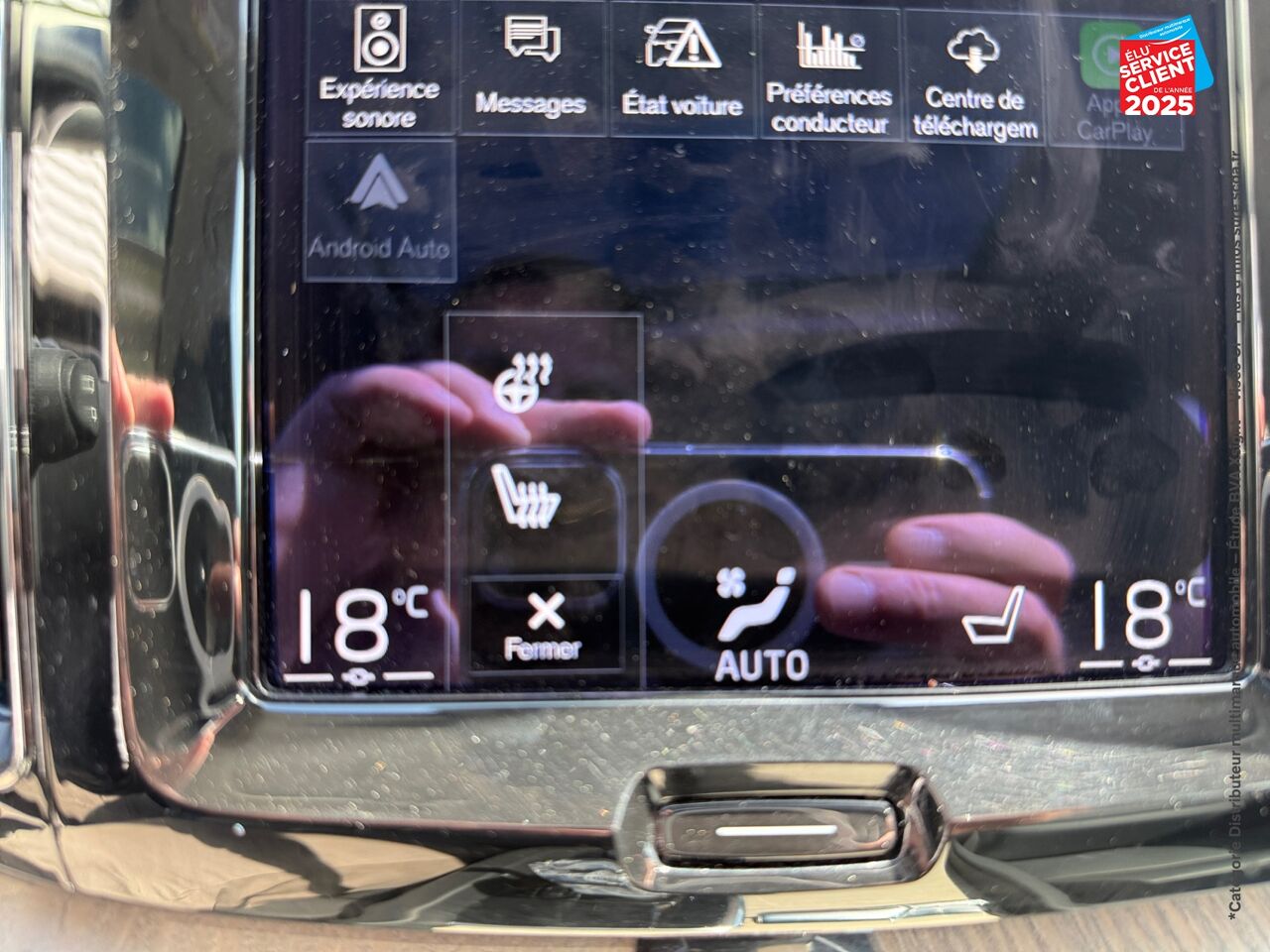 Véhicule d'occasion VOLVO XC60 T6 AWD 253 + 87CH INSCRIPTION LUXE GEARTRONIC chez Renault Saint-Louis