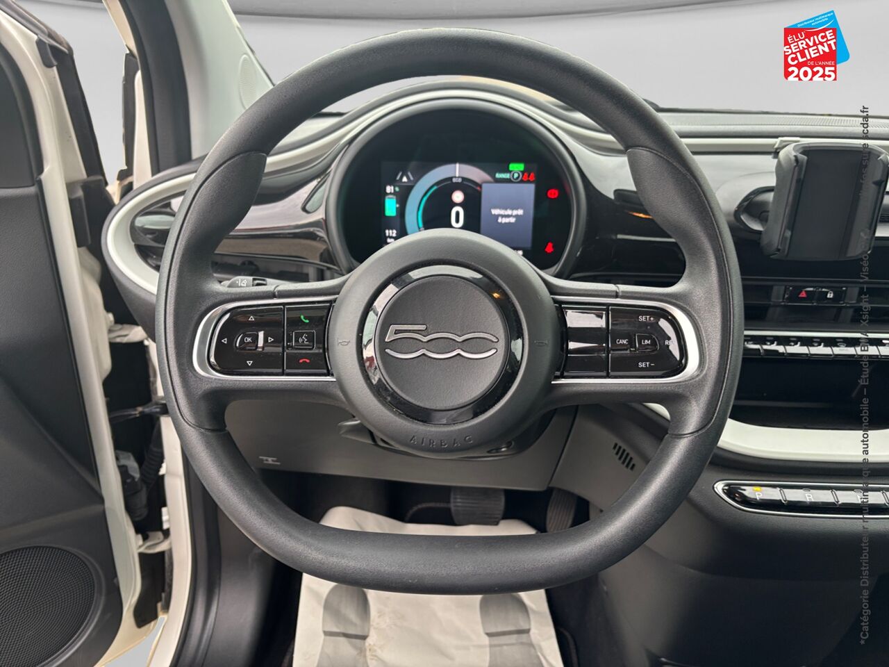 Véhicule d'occasion FIAT 500 E 95CH ACTION chez Nissan Belfort