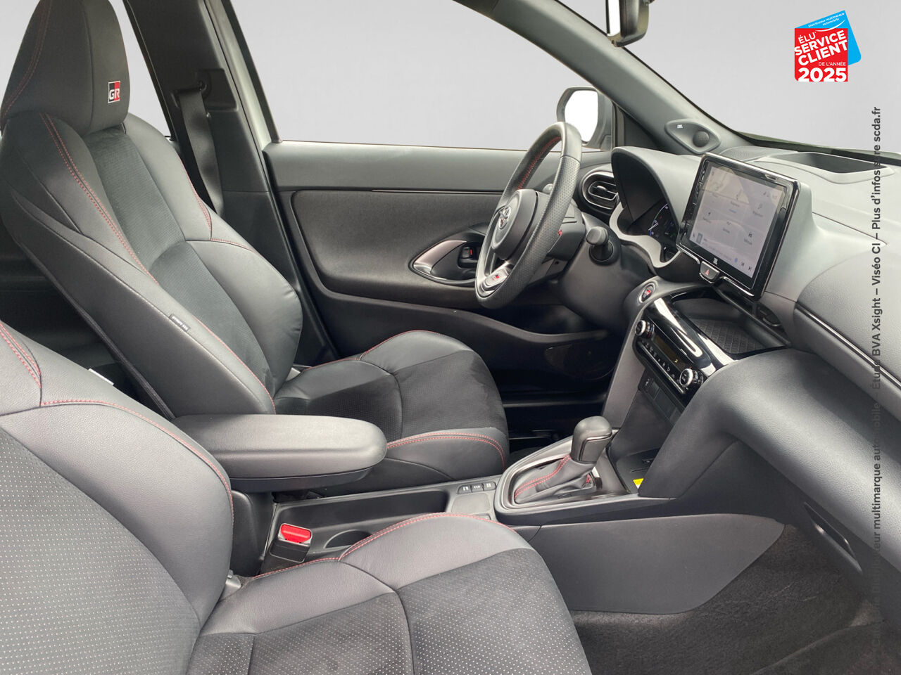 Véhicule d'occasion TOYOTA YARIS CROSS 116H GR SPORT MY22 chez Toyota Verdun