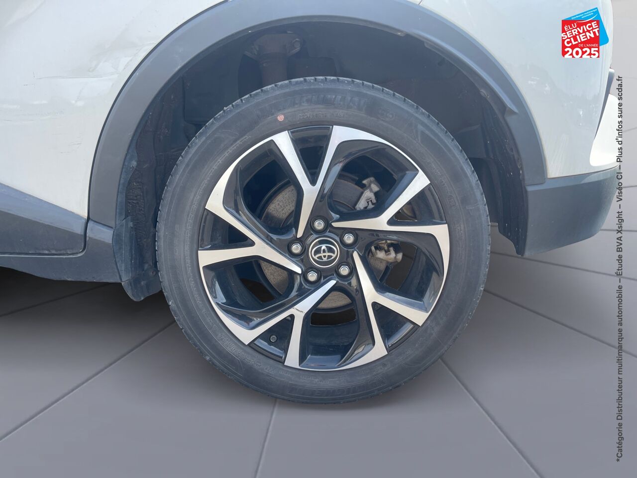 Véhicule d'occasion TOYOTA C-HR 122H EDITION 2WD E-CVT RC18 chez Toyota Saint Dizier