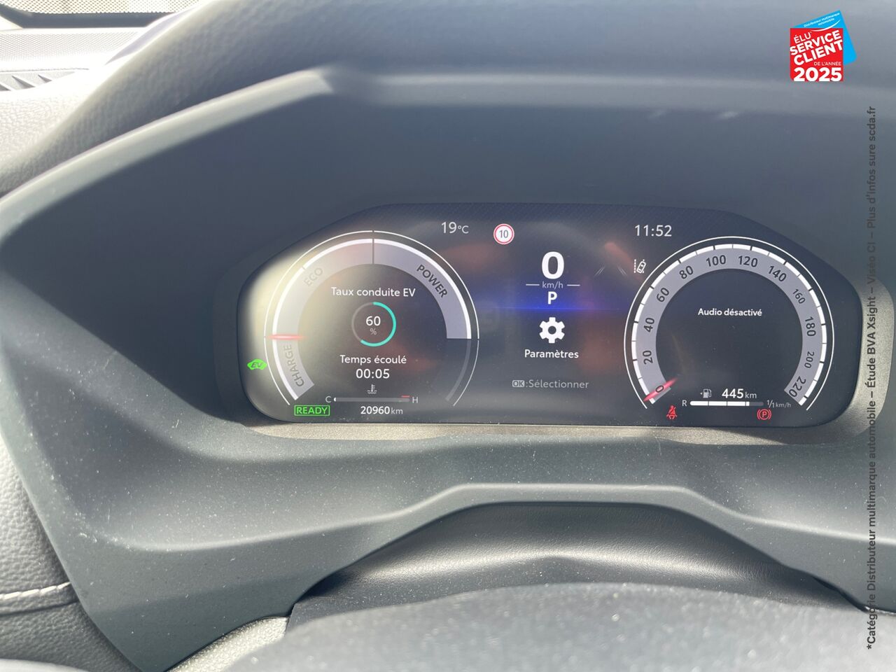 Véhicule d'occasion TOYOTA RAV4 2.5 HYBRIDE 222CH DYNAMIC AWD-I MY24 GPS CAMERA chez Toyota Thionville