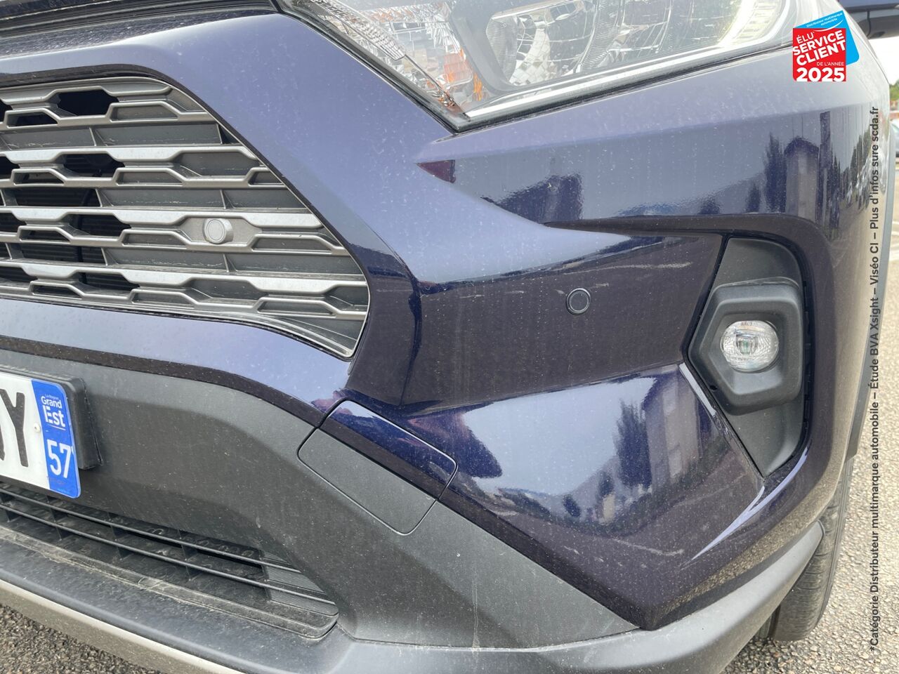 Véhicule d'occasion TOYOTA RAV4 2.5 HYBRIDE 222CH DYNAMIC AWD-I MY24 GPS CAMERA chez Toyota Thionville