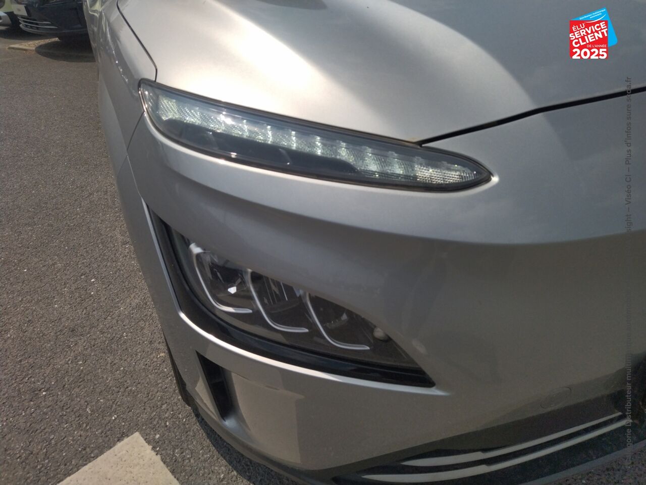 Véhicule d'occasion HYUNDAI KONA ELECTRIC 64KWH - 204CH CREATIVE SIEGES CHAUF CAMERA HUD chez Toyota Verdun