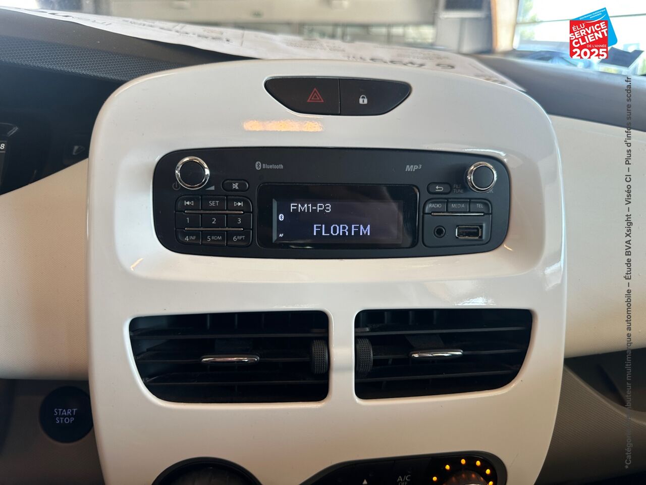 Véhicule d'occasion RENAULT ZOE LIFE CHARGE NORMALE R90 MY19 chez Renault Colmar