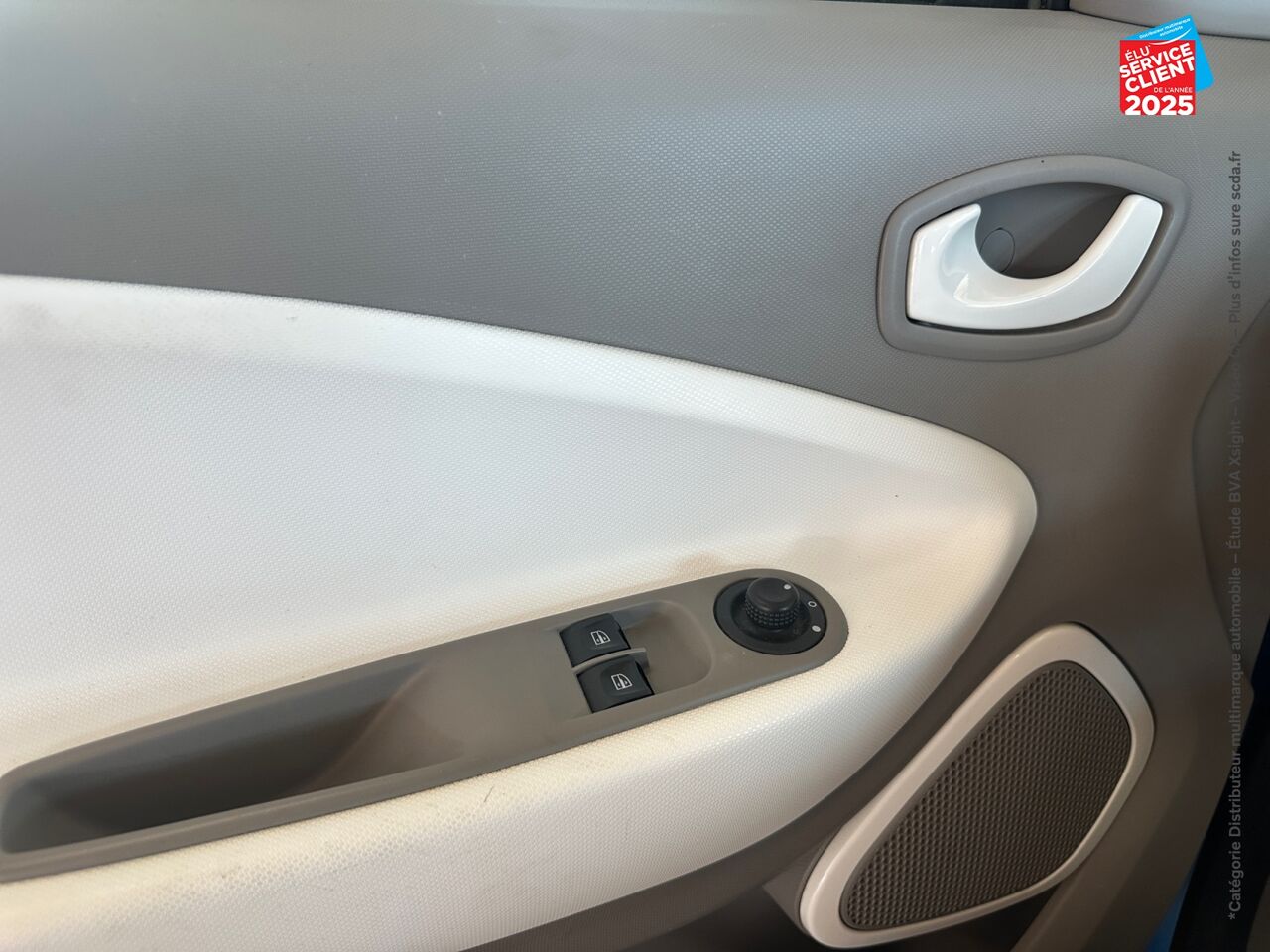 Véhicule d'occasion RENAULT ZOE LIFE CHARGE NORMALE R90 MY19 chez Renault Colmar
