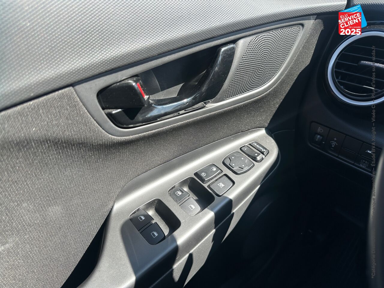 Véhicule d'occasion HYUNDAI KONA 1.6 GDI 141CH HYBRID INTUITIVE DCT-6 chez HESS Automobile