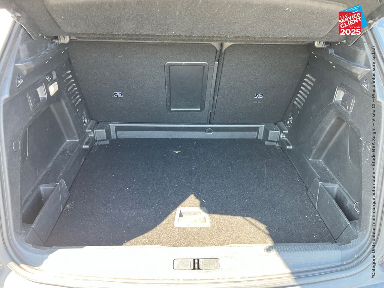 Véhicule d'occasion PEUGEOT 3008 1.6 THP 165CH GT LINE S/S EAT6 TOUVRANT CAMERA CARPLAY chez Fiat Besançon