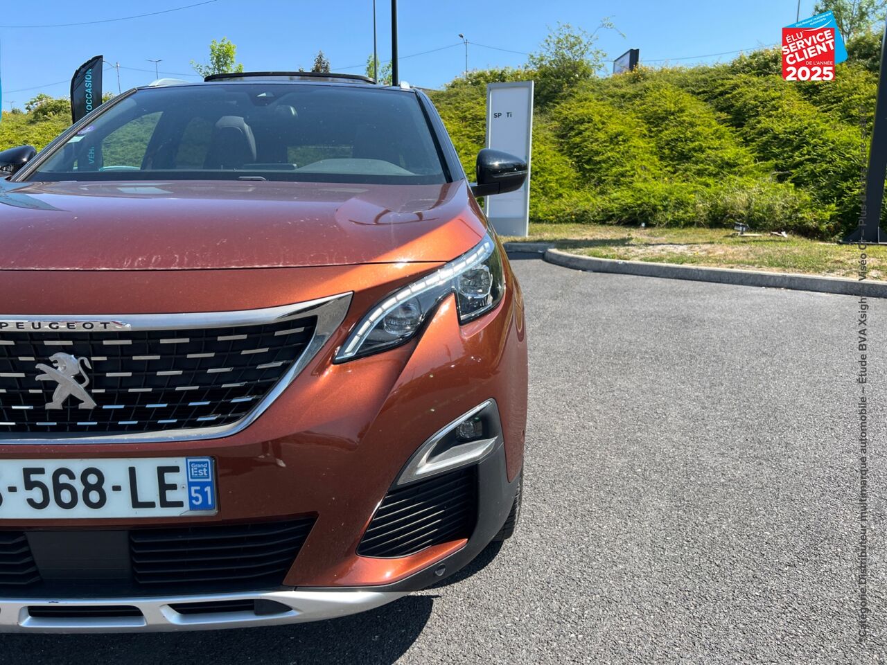 Véhicule d'occasion PEUGEOT 3008 1.6 THP 165CH GT LINE S/S EAT6 TOUVRANT CAMERA CARPLAY chez Fiat Besançon