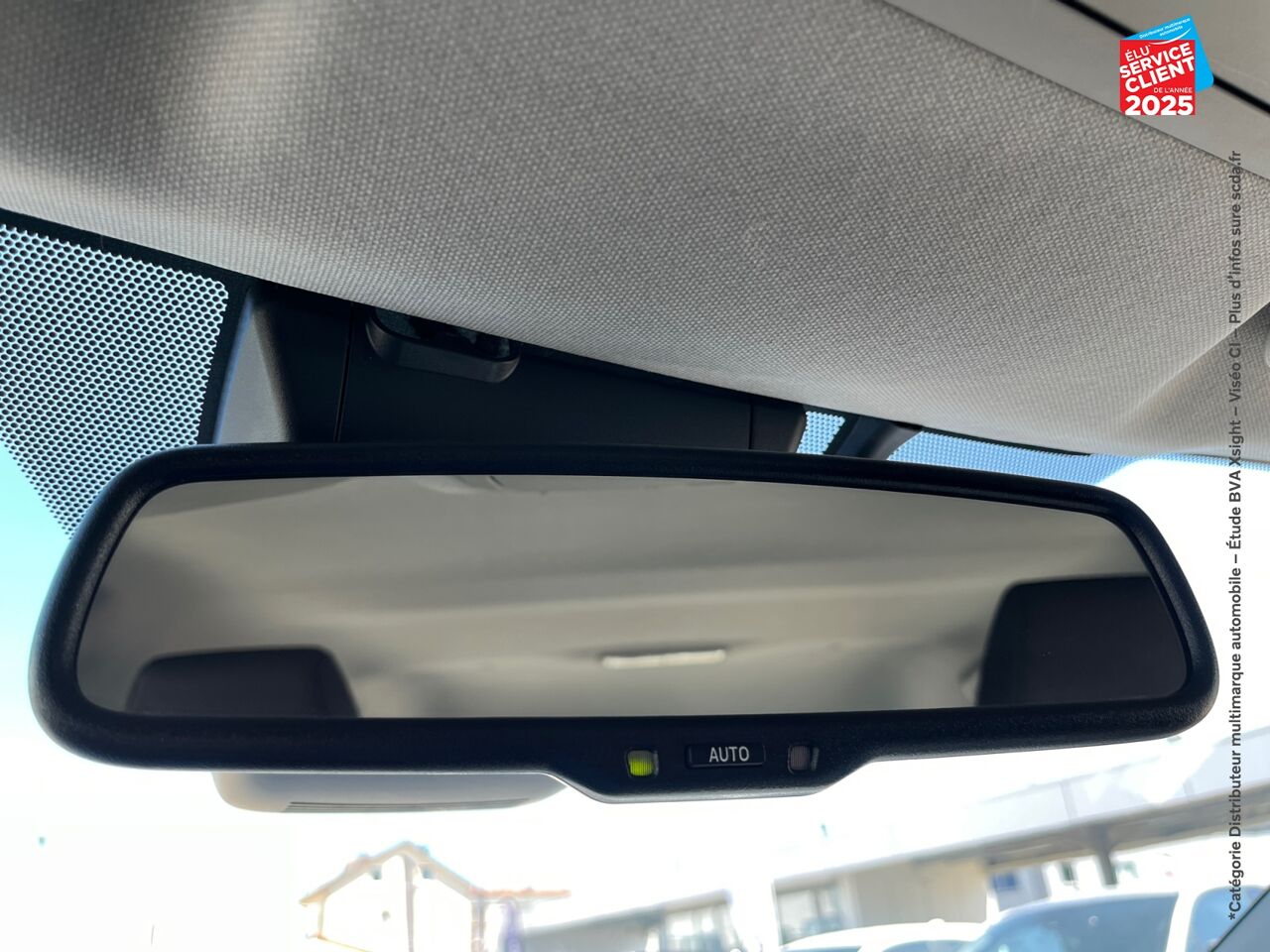 Véhicule d'occasion TOYOTA AURIS HSD 136H DYNAMIC CAMERA chez Toyota Saint Dizier