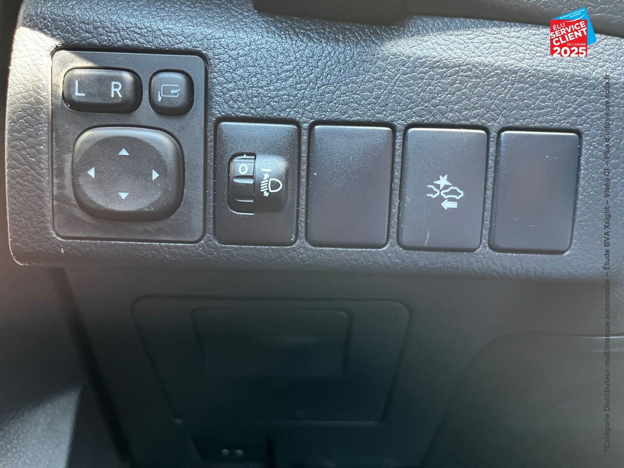 Véhicule d'occasion TOYOTA AURIS HSD 136H DYNAMIC CAMERA chez Toyota Saint Dizier