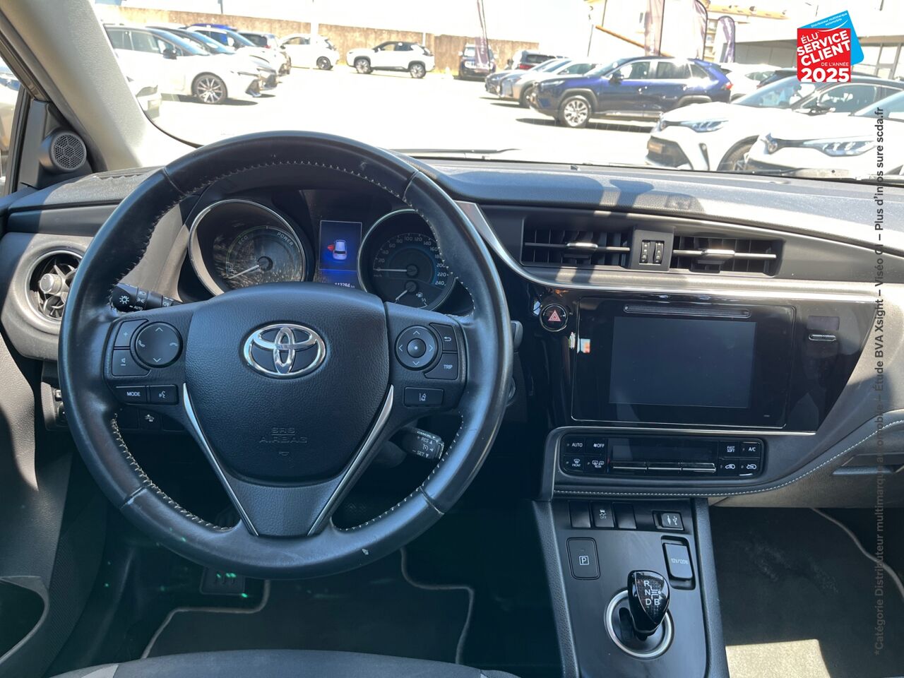 Véhicule d'occasion TOYOTA AURIS HSD 136H DYNAMIC CAMERA chez Toyota Saint Dizier