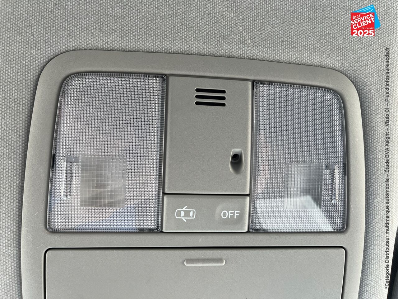 Véhicule d'occasion TOYOTA AURIS HSD 136H DYNAMIC CAMERA chez Toyota Saint Dizier