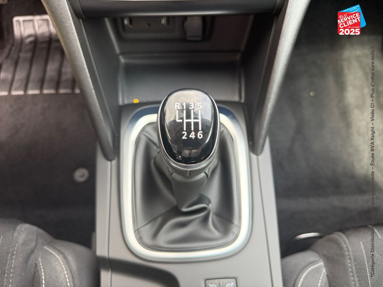 Véhicule d'occasion RENAULT MEGANE 1.3 TCE 140CH FAP LIMITED chez Toyota Thionville