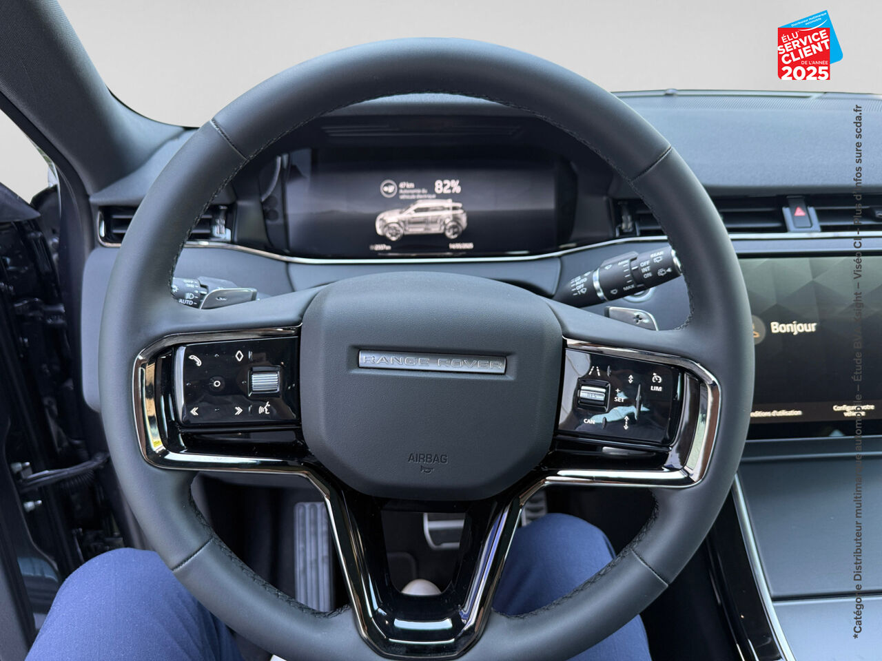 Véhicule d'occasion LAND-ROVER RANGE ROVER EVOQUE 1.5 P270E PHEV 269CH DYNAMIC SE chez Renault Montbéliard