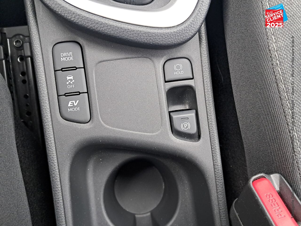 Véhicule d'occasion TOYOTA YARIS CROSS 116H DYNAMIC MY22 chez Dacia Mulhouse