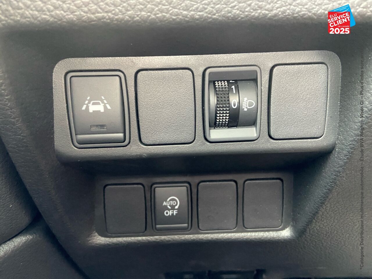 Véhicule d'occasion NISSAN QASHQAI 1.5 DCI 115CH N-CONNECTA 2019 chez Renault Saint-Louis