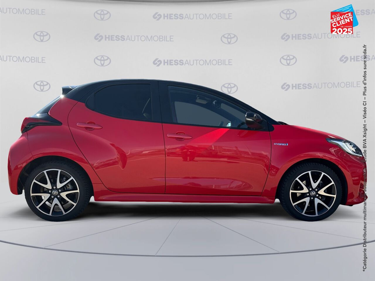 Véhicule d'occasion TOYOTA YARIS 116H PREMIERE 5P TPANO CAMERA chez Renault Saint-Louis