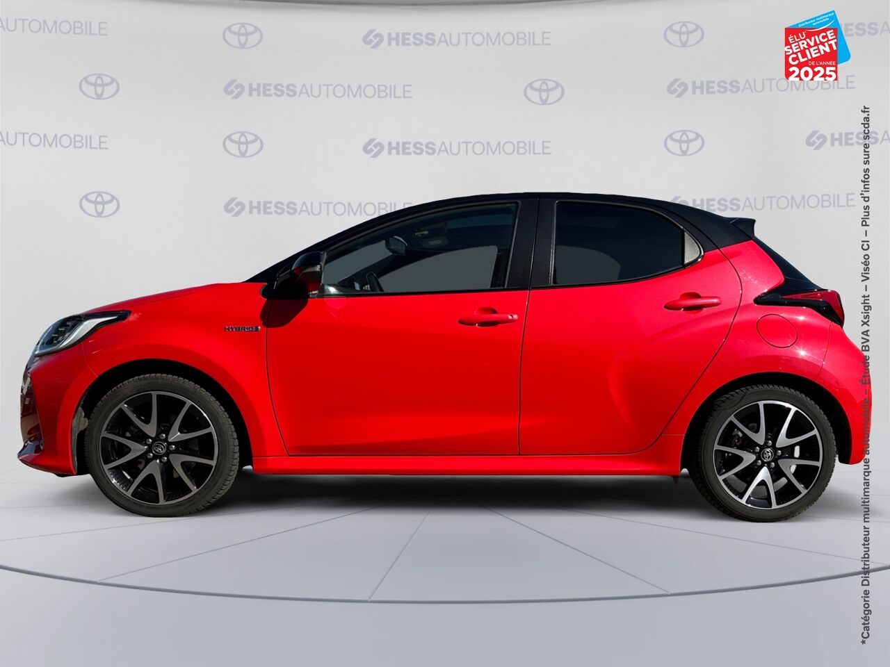 Véhicule d'occasion TOYOTA YARIS 116H PREMIERE 5P TPANO CAMERA chez Renault Saint-Louis