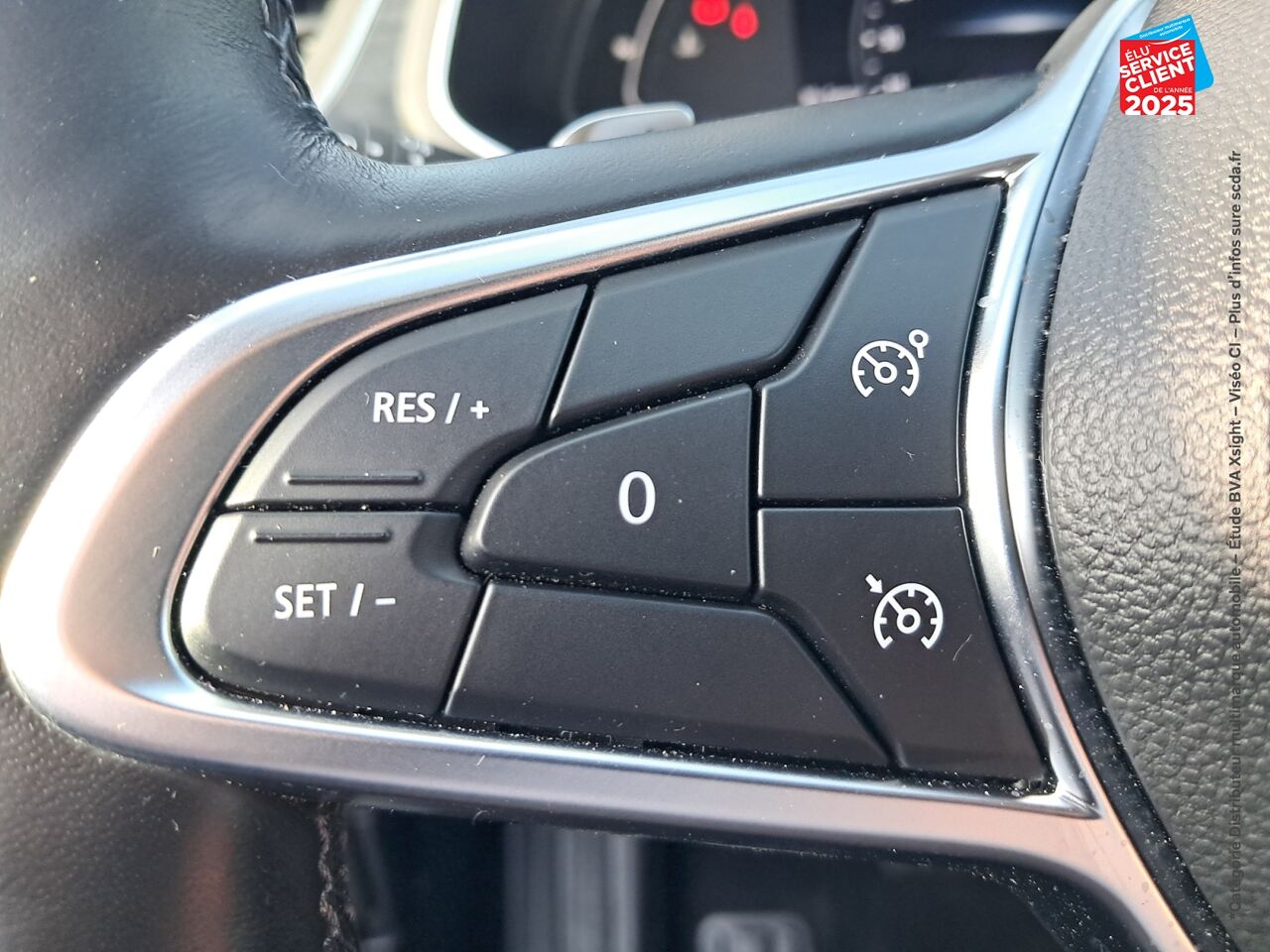 Véhicule d'occasion RENAULT CAPTUR 1.3 TCE 140CH FAP INITIALE PARIS EDC -21B chez Renault Colmar