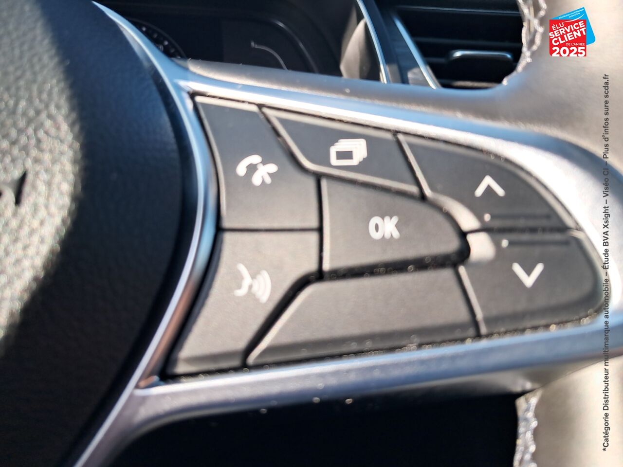 Véhicule d'occasion RENAULT CAPTUR 1.3 TCE 140CH FAP INITIALE PARIS EDC -21B chez Renault Colmar