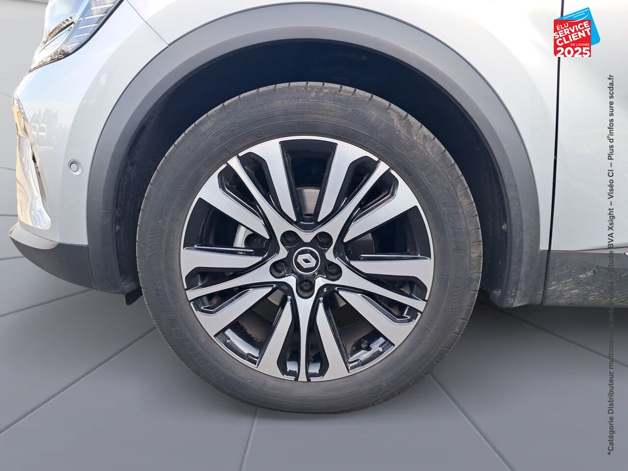 Véhicule d'occasion RENAULT CAPTUR 1.3 TCE 140CH FAP INITIALE PARIS EDC -21B chez Renault Colmar