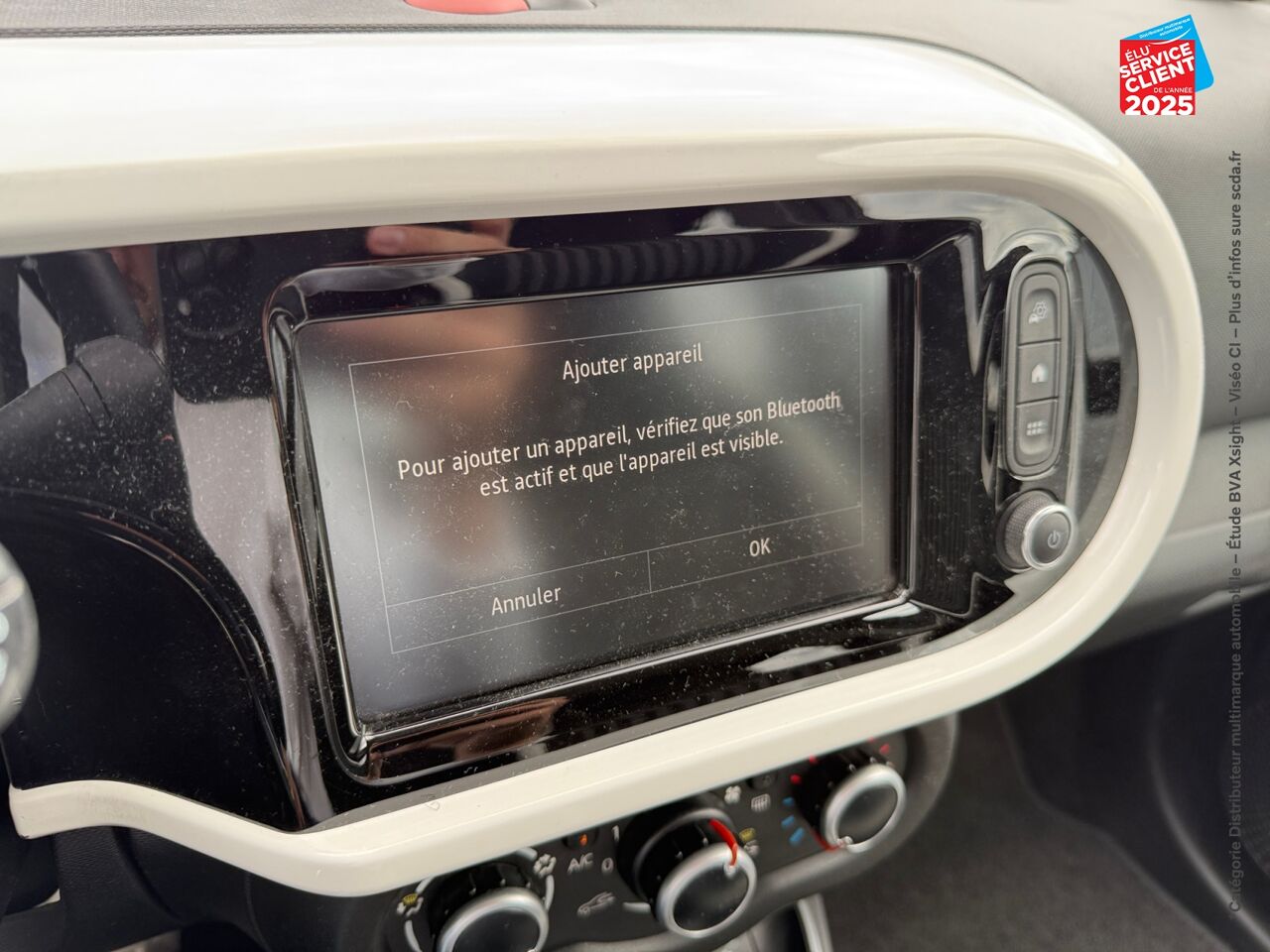 Véhicule d'occasion RENAULT TWINGO 0.9 TCE 95CH INTENS chez Peugeot Hirson