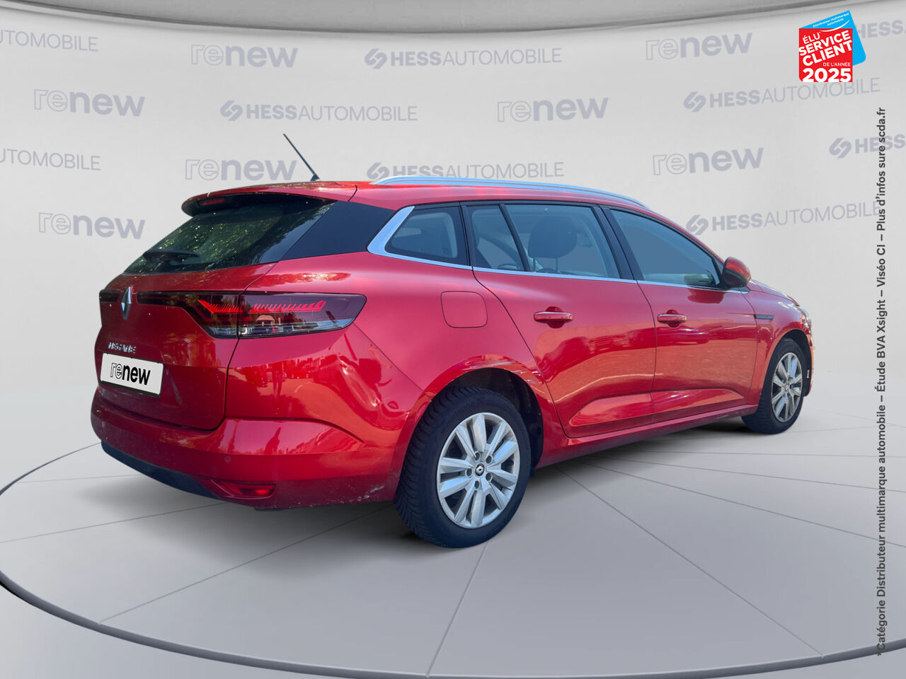 Véhicule d'occasion RENAULT MEGANE ESTATE 1.5 BLUE DCI 115CH INTENS RADAR AV/AR GPS chez Renault Saint-Louis