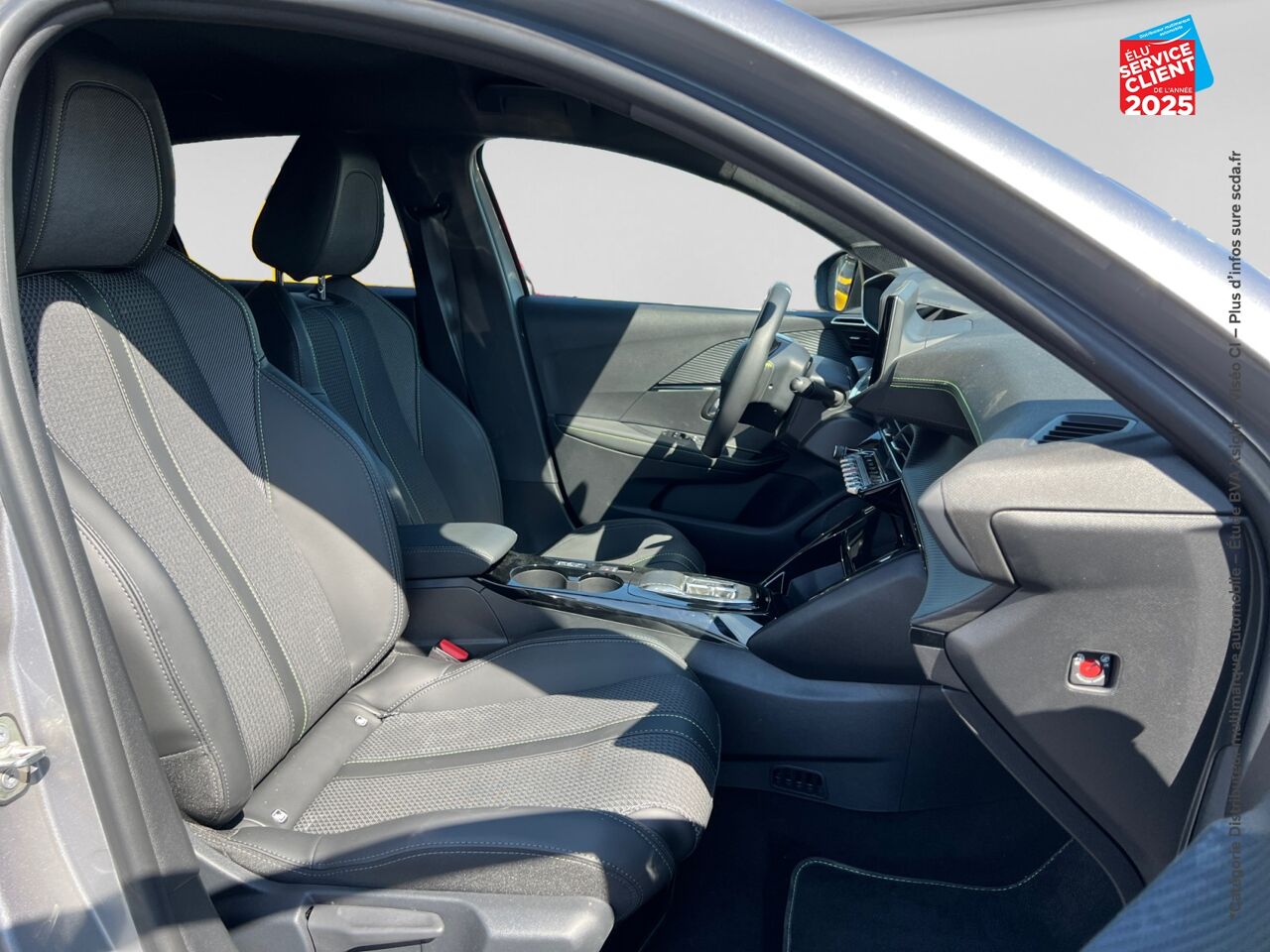 Véhicule d'occasion PEUGEOT 208 E-136CH GT chez Renault Colmar