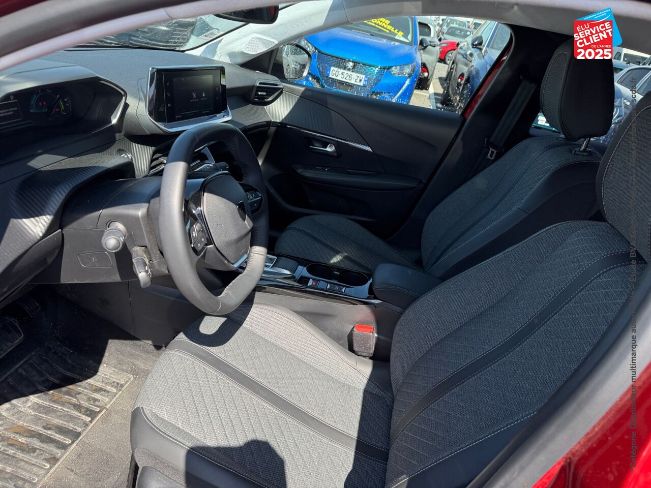 Véhicule d'occasion PEUGEOT 208 E-208 136CH STYLE chez Renault Saint-Louis
