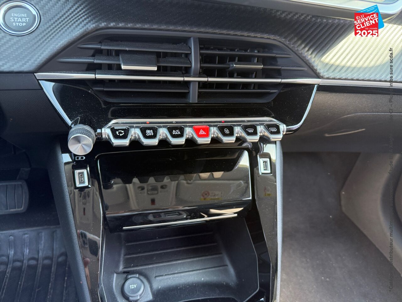 Véhicule d'occasion PEUGEOT 208 E-208 136CH STYLE chez Renault Saint-Louis