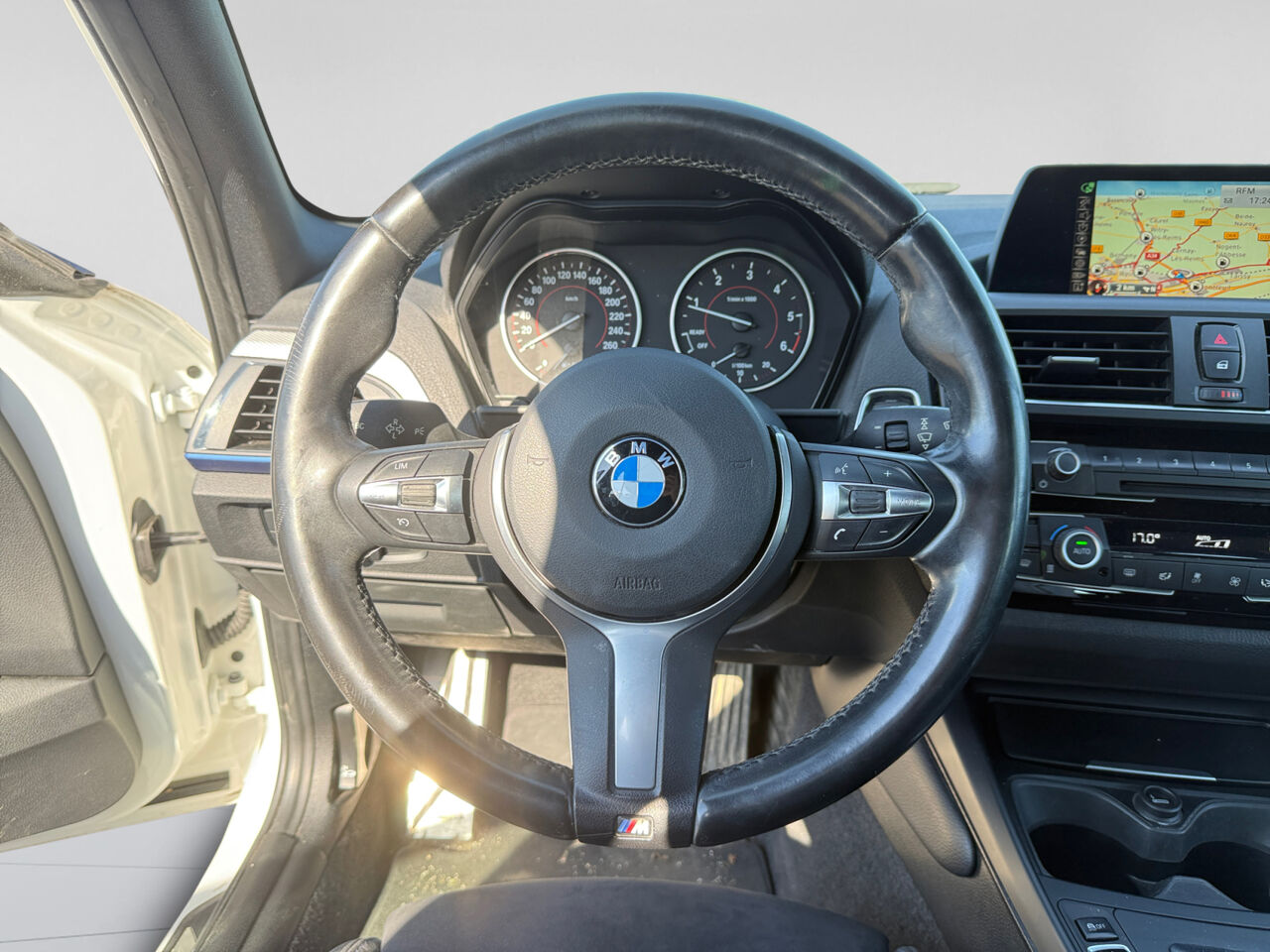 Véhicule d'occasion BMW SERIE 1 118DA 150CH M SPORT 5P chez Hyundai Reims