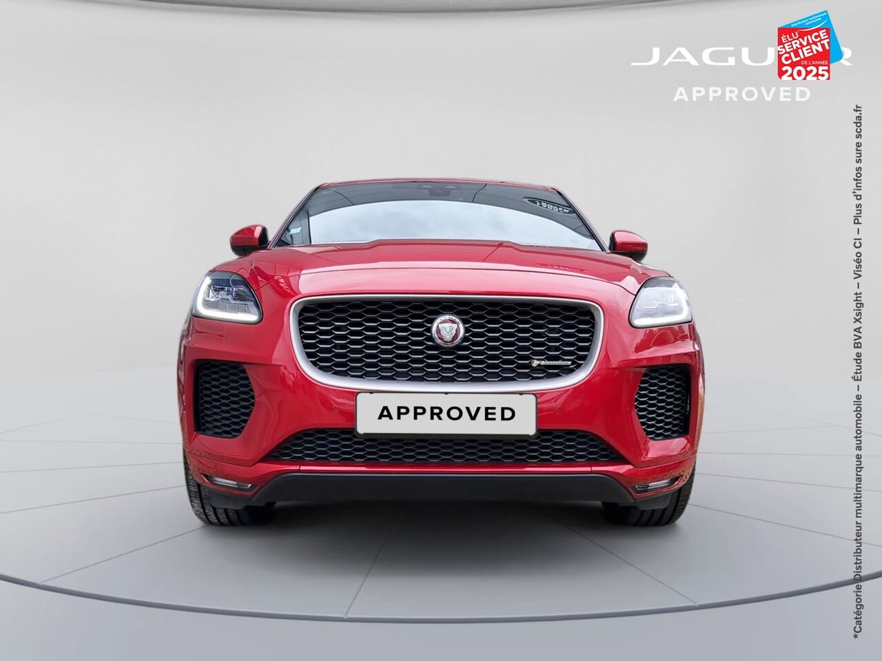 Véhicule d'occasion JAGUAR E-PACE 2.0D 180CH R-DYNAMIC SE AWD BVA9 chez BMW Dole