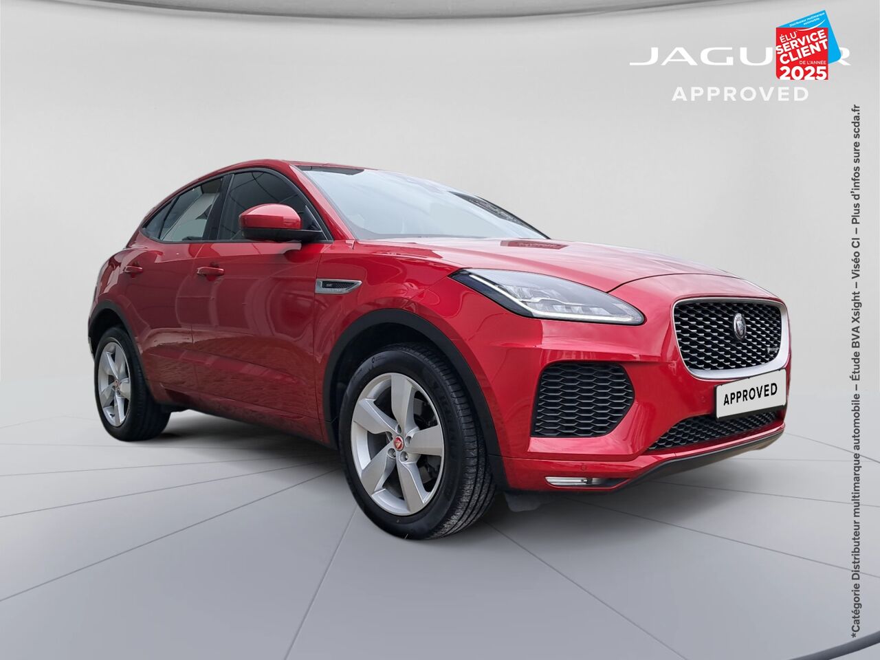Véhicule d'occasion JAGUAR E-PACE 2.0D 180CH R-DYNAMIC SE AWD BVA9 chez BMW Dole