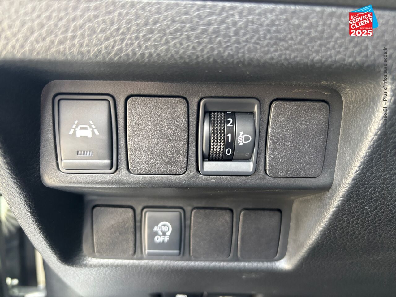 Véhicule d'occasion NISSAN QASHQAI 1.2 DIG-T 115CH N-CONNECTA chez Renault Saint-Louis