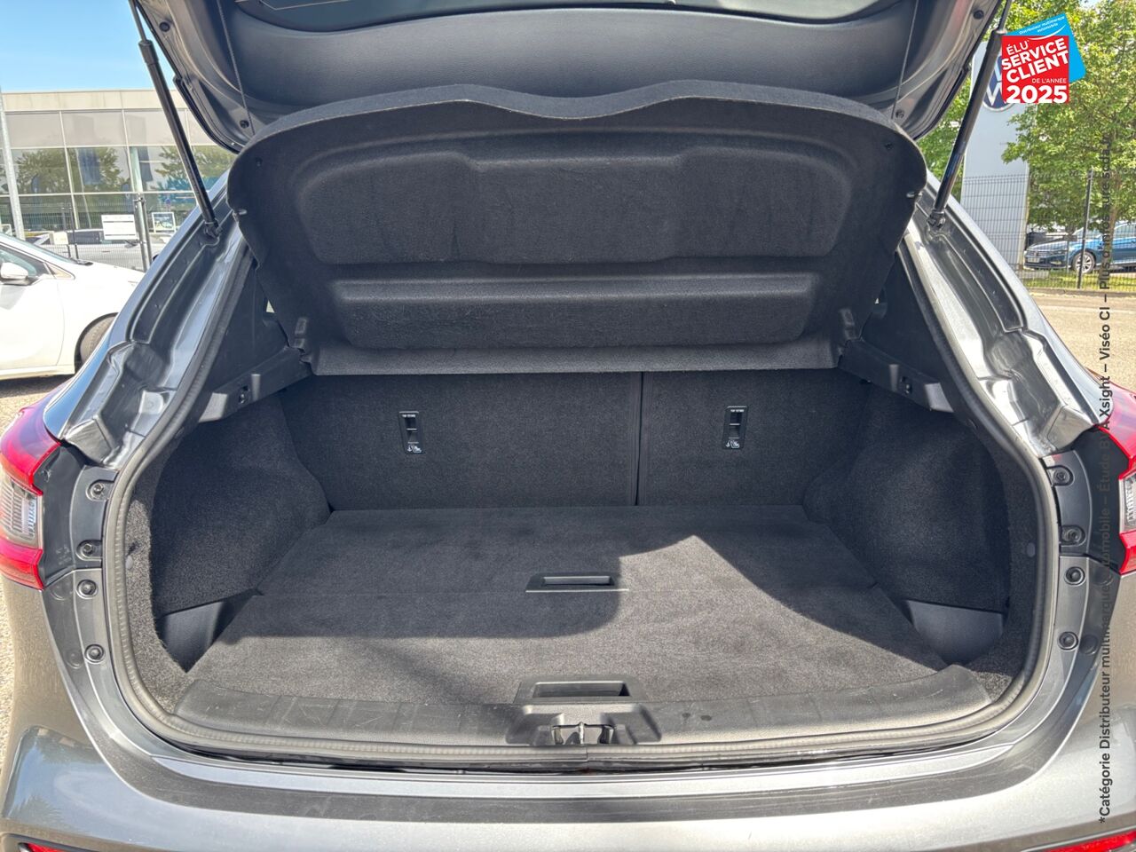 Véhicule d'occasion NISSAN QASHQAI 1.2 DIG-T 115CH N-CONNECTA chez Renault Saint-Louis