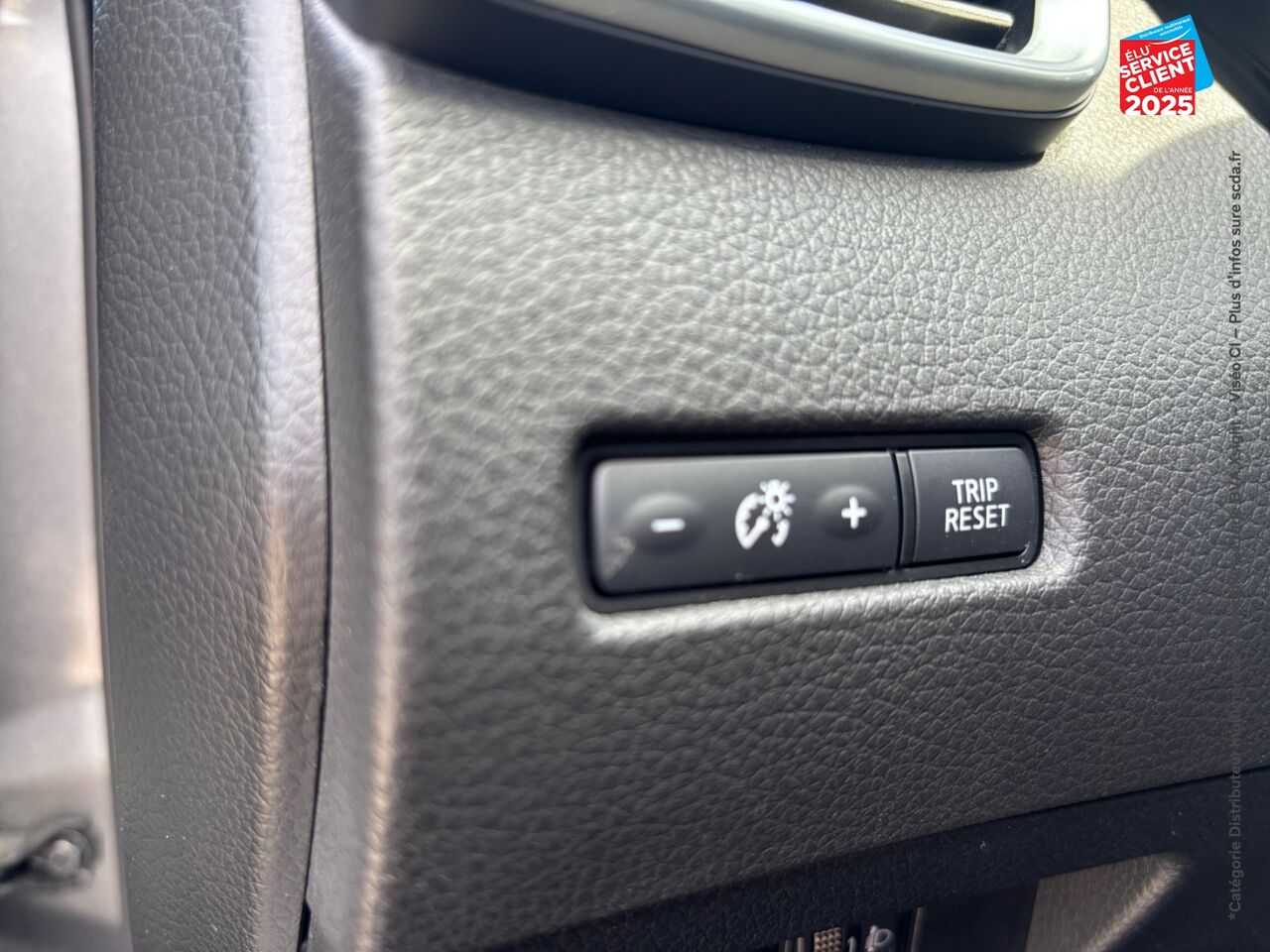 Véhicule d'occasion NISSAN QASHQAI 1.2 DIG-T 115CH N-CONNECTA chez Renault Saint-Louis