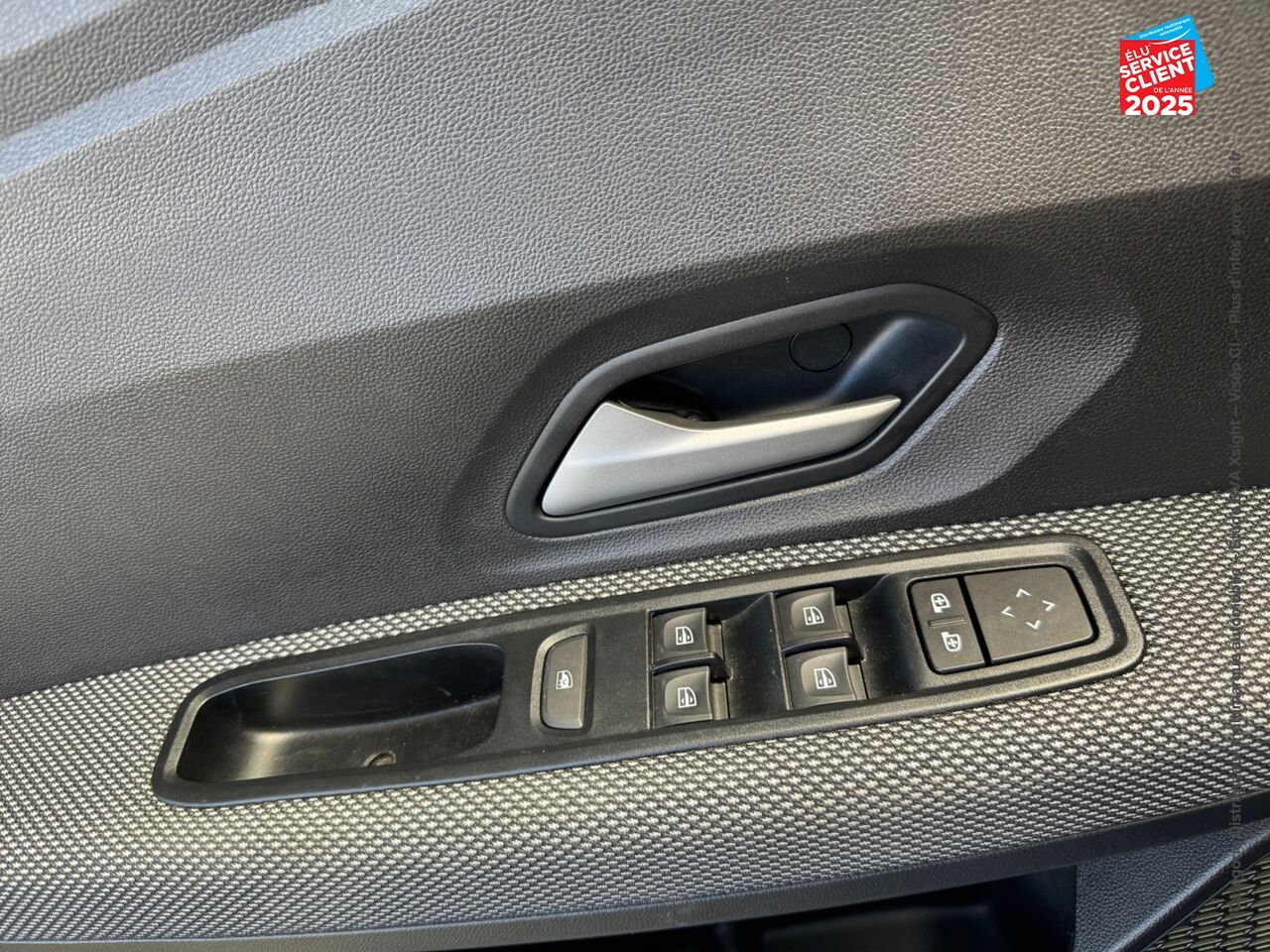 Véhicule d'occasion DACIA SANDERO 1.0 SCE 65CH EXPRESSION chez Renault Sélestat
