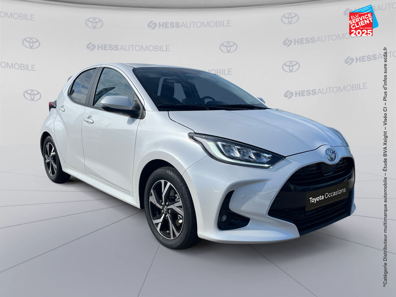 Véhicule d'occasion TOYOTA YARIS 116H DESIGN 5P MY25 chez Opel Saint-Dizier