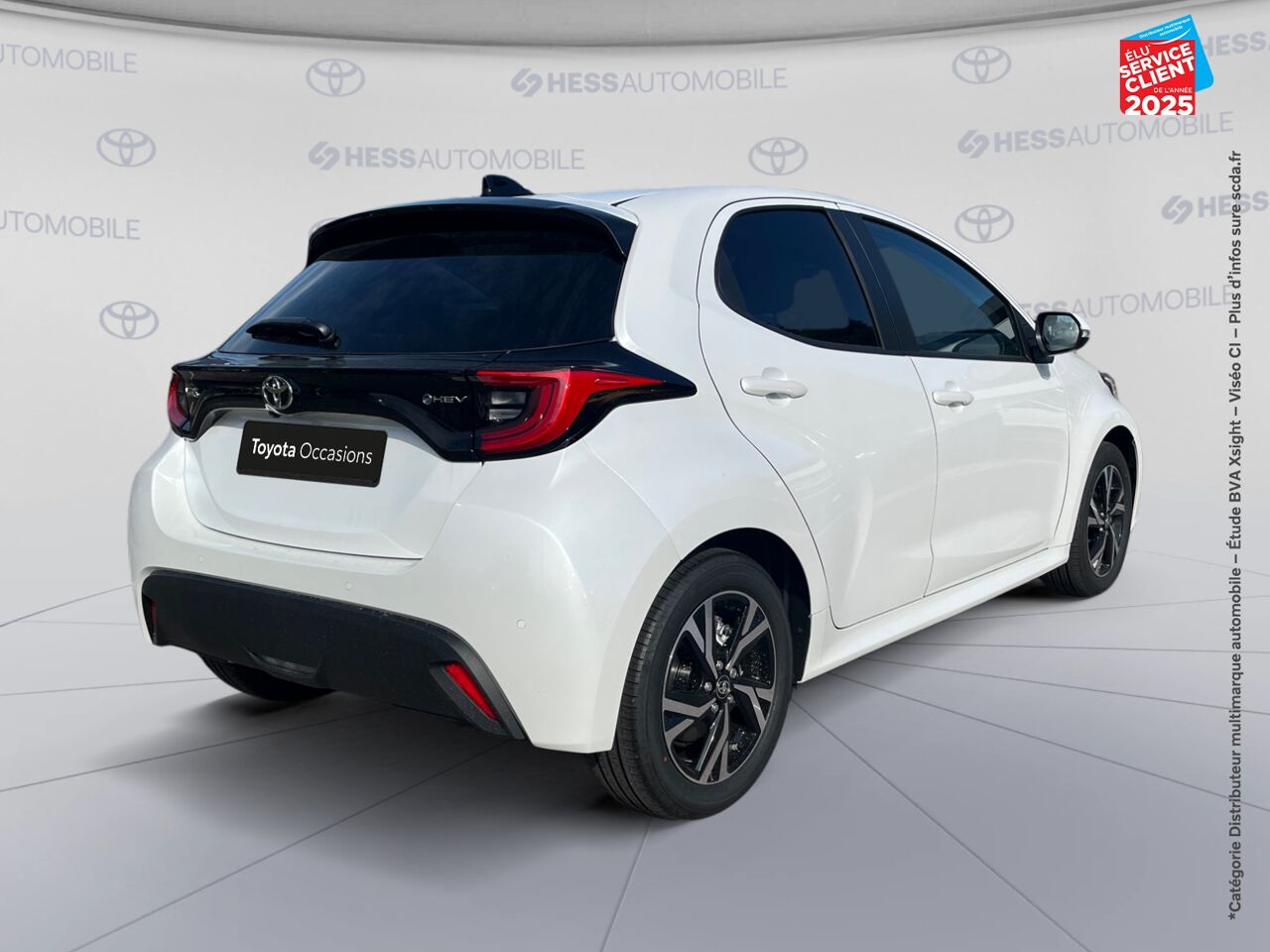Véhicule d'occasion TOYOTA YARIS 116H DESIGN 5P MY25 chez Opel Saint-Dizier