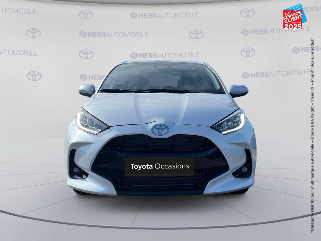 Véhicule d'occasion TOYOTA YARIS 116H DESIGN 5P MY25 chez Opel Saint-Dizier