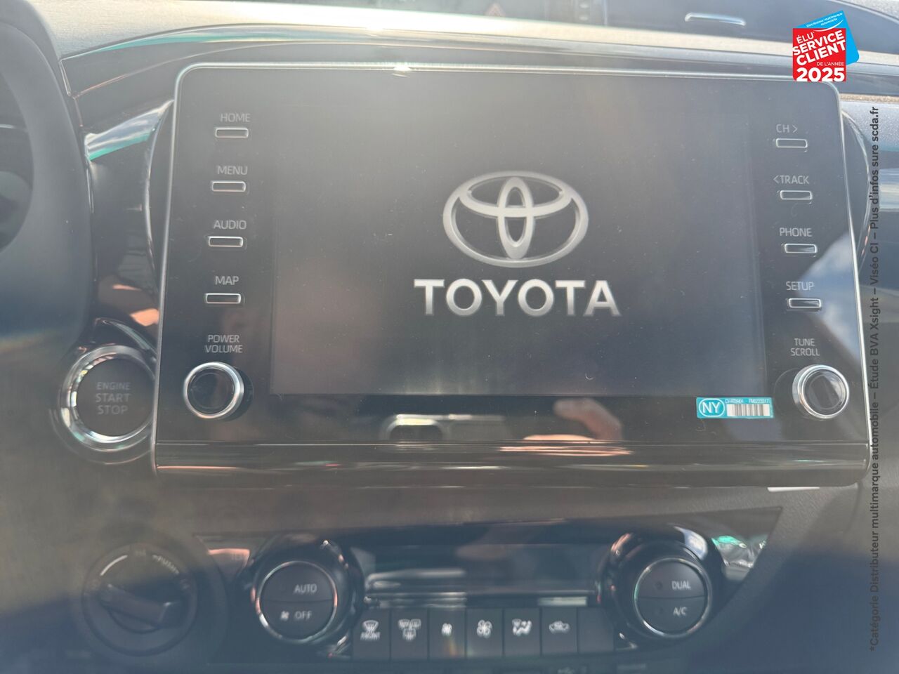 Véhicule d'occasion TOYOTA HILUX 2.8 D-4D X-TRA CABINE INVINCIBLE 4WD BVA RC23 chez Dacia Mulhouse