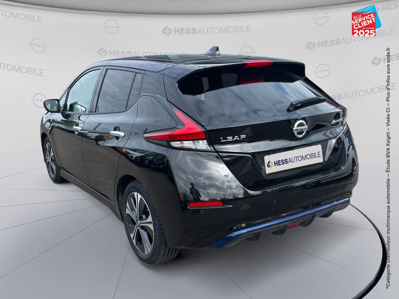 Véhicule d'occasion NISSAN LEAF 150CH 40KWH TEKNA 22 SIEGE CHAUF VOLANT CHAUF CAMERA chez Nissan Belfort