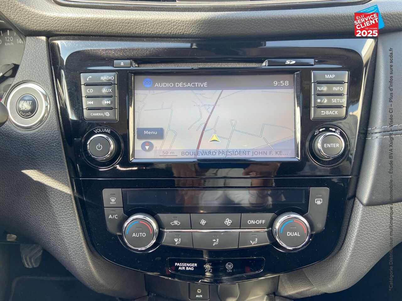 Véhicule d'occasion NISSAN X-TRAIL DCI 150CH N-CONNECTA 2020 CAM360 GPS chez Renault Saint-Louis