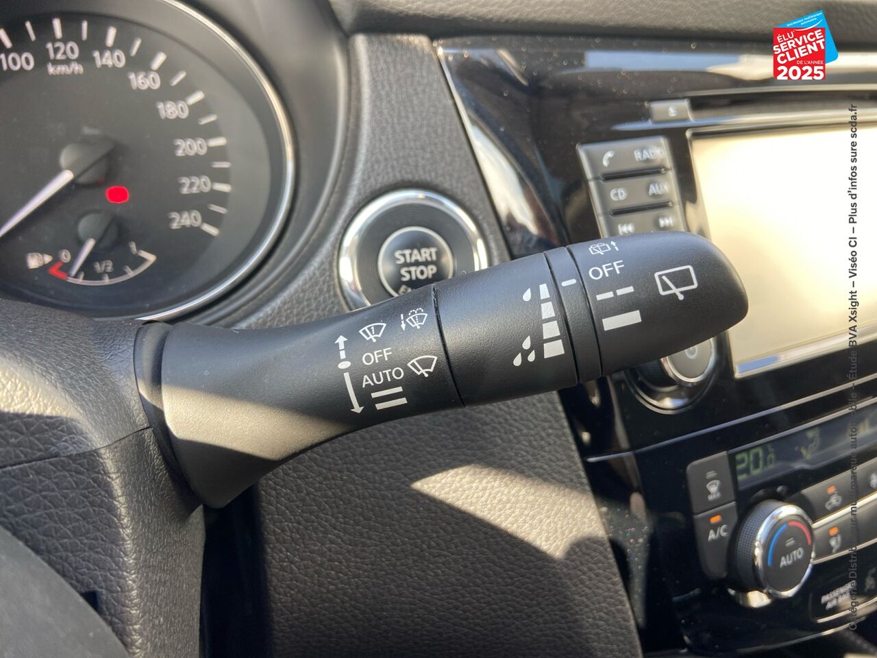 Véhicule d'occasion NISSAN X-TRAIL DCI 150CH N-CONNECTA 2020 CAM360 GPS chez Renault Saint-Louis