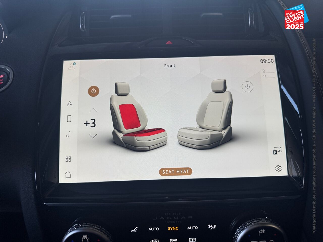 Véhicule d'occasion JAGUAR E-PACE P300E PHEV 309CH R-DYNAMIC SE chez Renault Sélestat