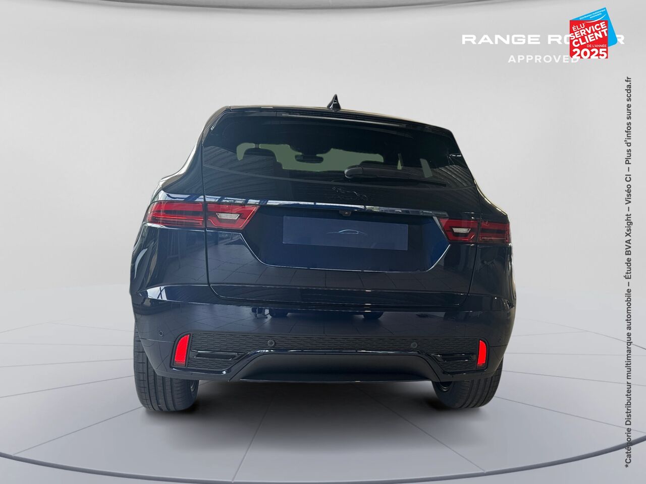 Véhicule d'occasion JAGUAR E-PACE P300E PHEV 309CH R-DYNAMIC SE chez Renault Sélestat
