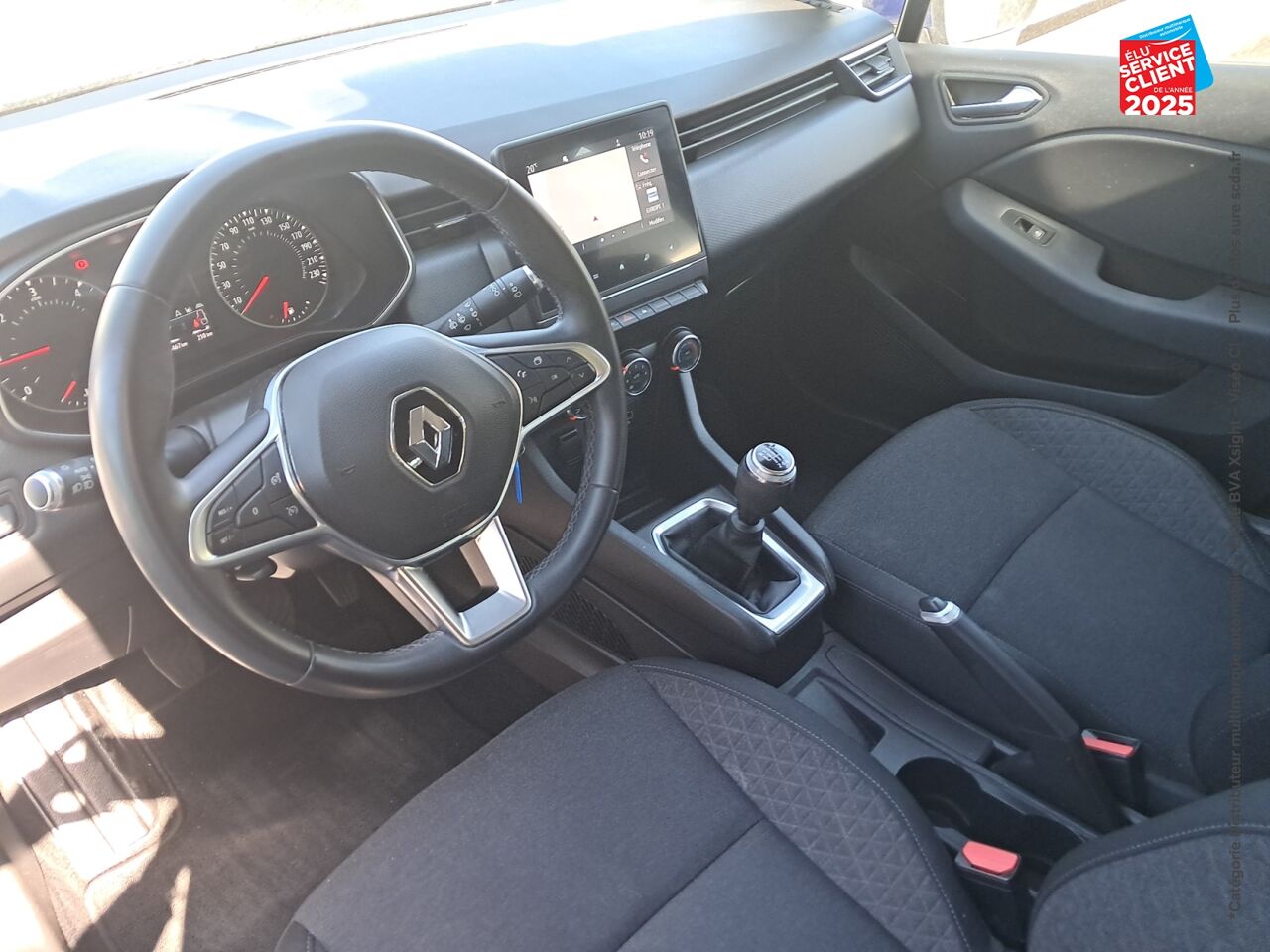 Véhicule d'occasion RENAULT CLIO 1.5 BLUE DCI 115CH BUSINESS chez Renault Saint-Louis