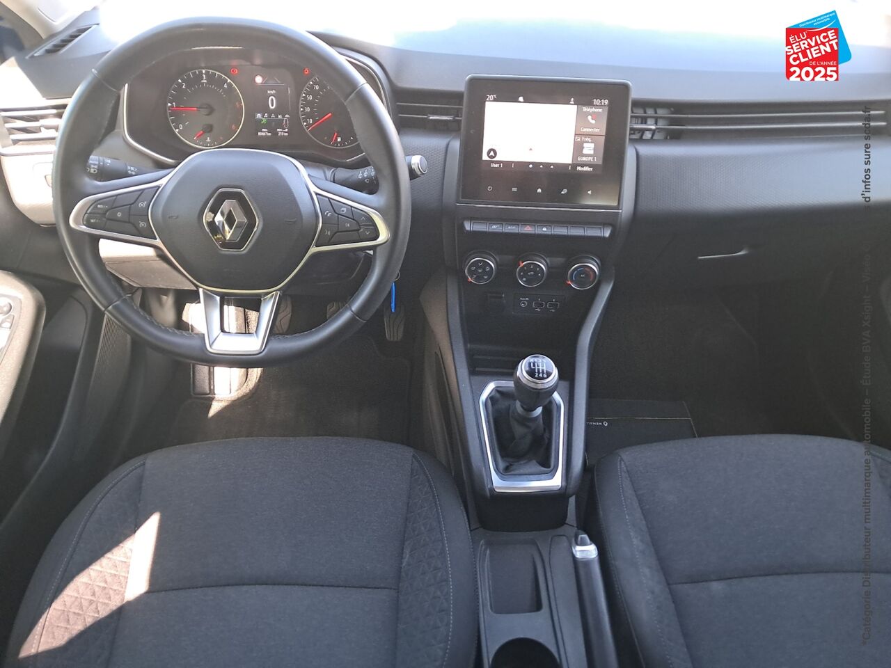 Véhicule d'occasion RENAULT CLIO 1.5 BLUE DCI 115CH BUSINESS chez Renault Saint-Louis