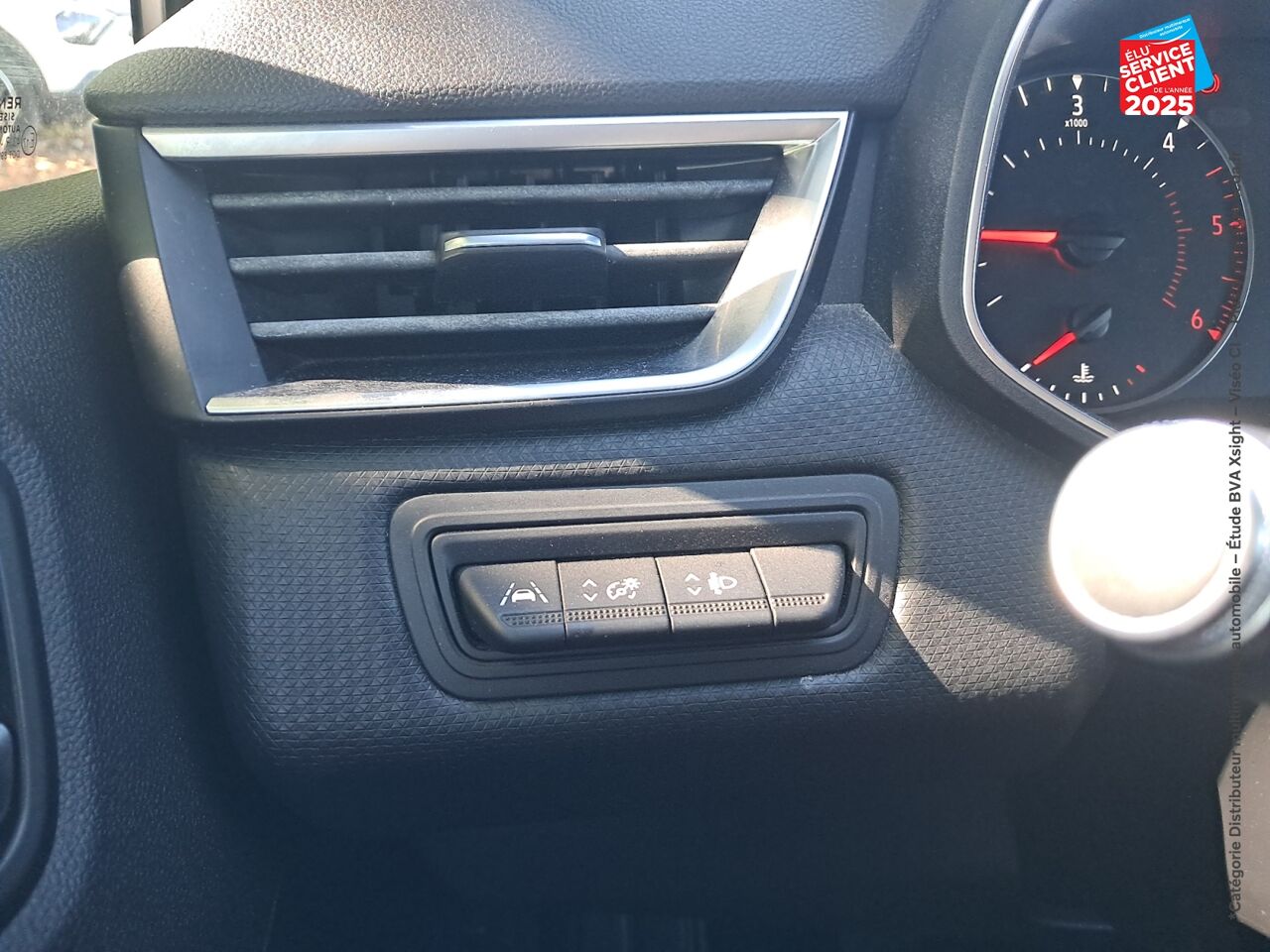 Véhicule d'occasion RENAULT CLIO 1.5 BLUE DCI 115CH BUSINESS chez Renault Saint-Louis