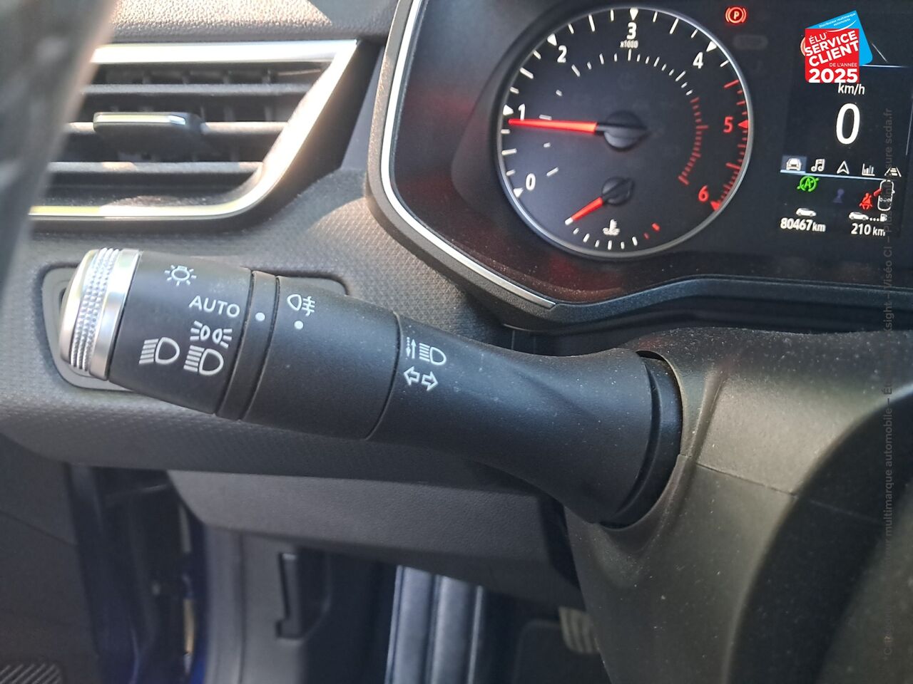 Véhicule d'occasion RENAULT CLIO 1.5 BLUE DCI 115CH BUSINESS chez Renault Saint-Louis